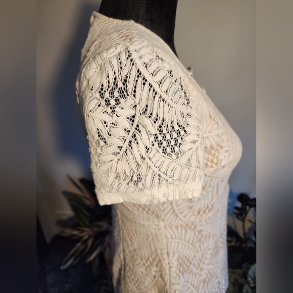 Forever 21 lace white mini dress, medium - Picture 5 of 8